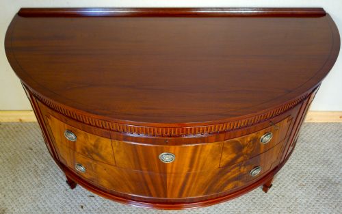LARGE WARING GILLOW HALFROUND FLAMED MAHOGANY COMMODE - ADDITIONAL PHOTO 2