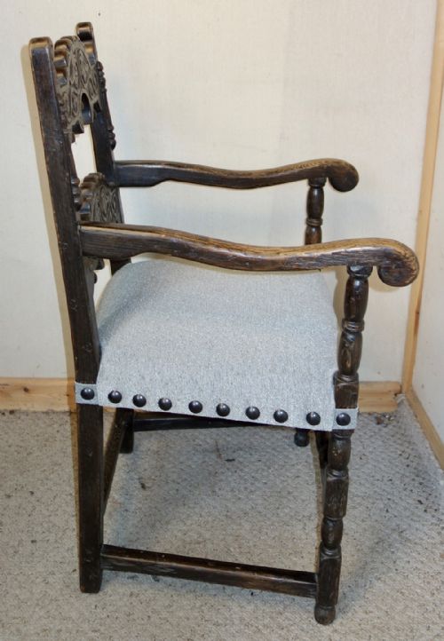SET OF 8 CARVED OAK DERBYSHIRE CHAIRS - ADDITIONAL PHOTO 10