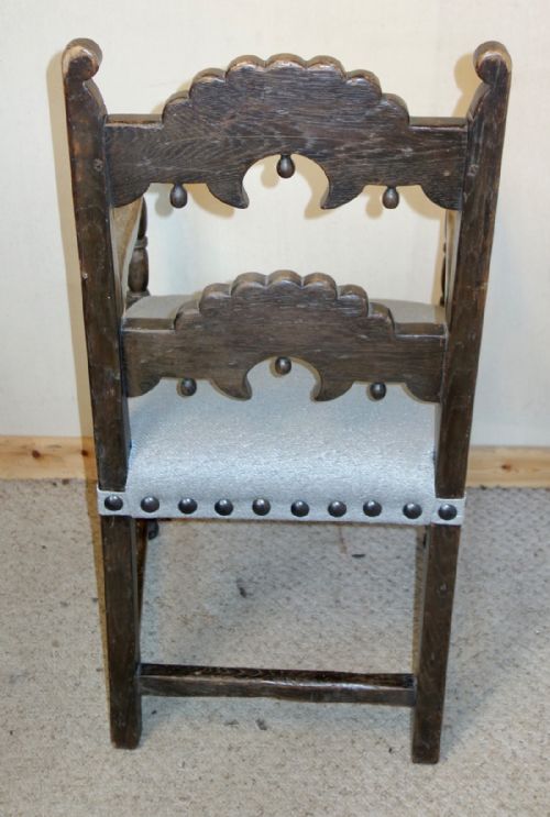 SET OF 8 CARVED OAK DERBYSHIRE CHAIRS - ADDITIONAL PHOTO 11