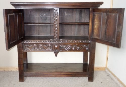 LARGE CARVED OAK HALL CUPBOARD - ADDITIONAL PHOTO 4