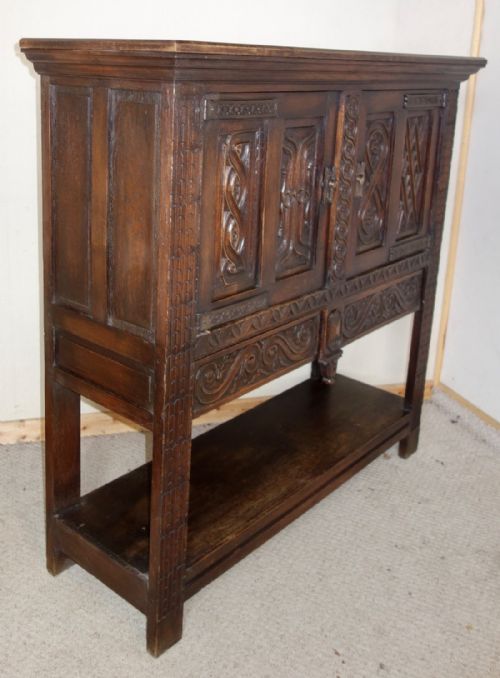 LARGE CARVED OAK HALL CUPBOARD - ADDITIONAL PHOTO 7