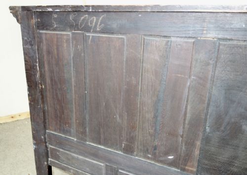 LARGE CARVED OAK HALL CUPBOARD - ADDITIONAL PHOTO 8