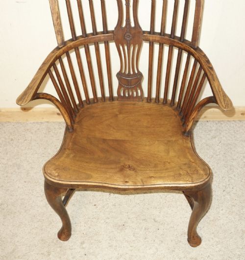 WINDSOR FARMHOUSE HIGHBACK ELBOW CHAIR - ADDITIONAL PHOTO 2