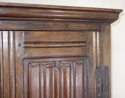 DARK SOLID OAK DOUBLE DOOR WARDROBE - ADDITIONAL PHOTO 1