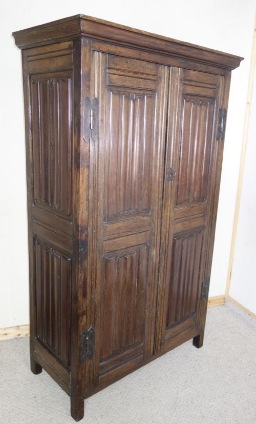 DARK SOLID OAK DOUBLE DOOR WARDROBE - ADDITIONAL PHOTO 3