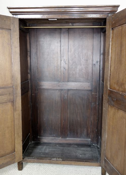 DARK SOLID OAK DOUBLE DOOR WARDROBE - ADDITIONAL PHOTO 7