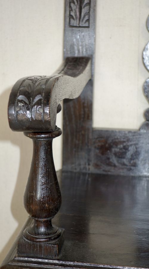 VICTORIAN CARVED DARK OAK HALL SEAT BENCH - ADDITIONAL PHOTO 5