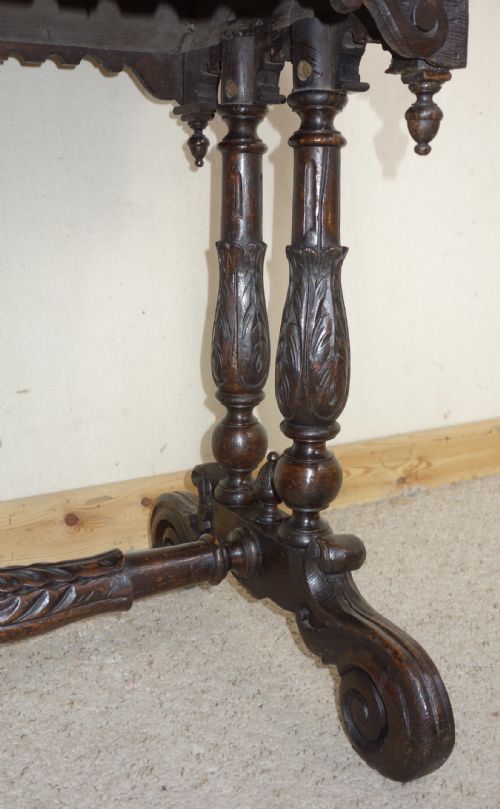 VICTORIAN CARVED DARK OAK DOLPHIN CENTRE TABLE - ADDITIONAL PHOTO 4