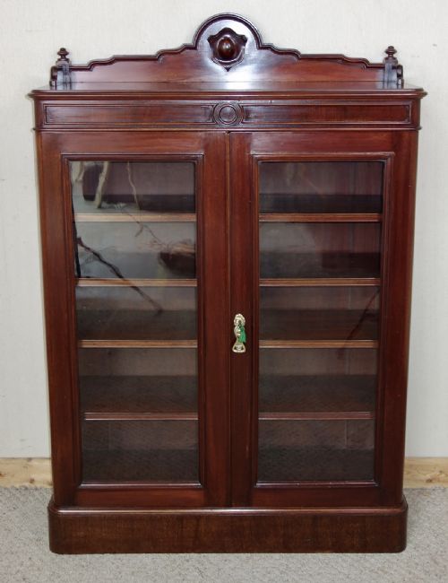 mahogany victorian glazed bookcase - CATEGORY: ANTIQUE BOOKCASES - DATED 1880
