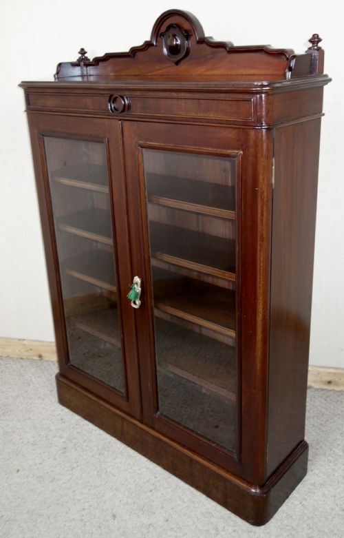 MAHOGANY VICTORIAN GLAZED BOOKCASE - ADDITIONAL PHOTO 6