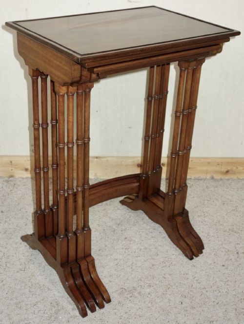 EDWARDIAN MAHOGANY QUARTETTO NEST OF TABLES - ADDITIONAL PHOTO 1