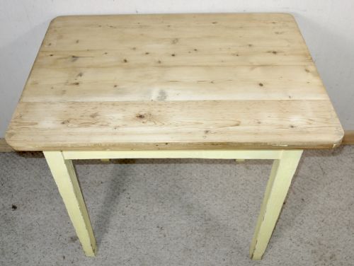 PAINTED PINE KITCHEN TABLE WITH DRAWER - ADDITIONAL PHOTO 2