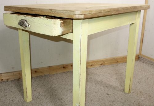 PAINTED PINE KITCHEN TABLE WITH DRAWER - ADDITIONAL PHOTO 4