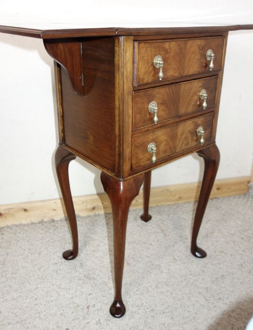 WALNUT BEDSIDE TABLE WITH FLAPS - ADDITIONAL PHOTO 5