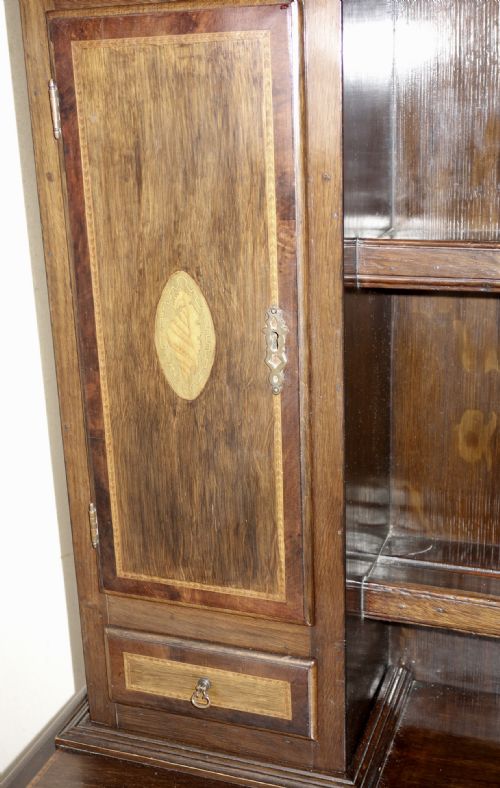 EDWARDIAN MAHOGANY INLAY DRESSER - ADDITIONAL PHOTO 3