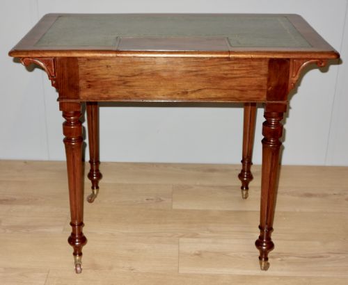 VICTORIAN WALNUT WRITING TABLE - ADDITIONAL PHOTO 4
