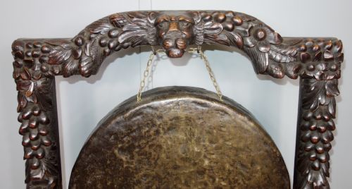 CARVED OAK VICTORIAN GONG - ADDITIONAL PHOTO 6