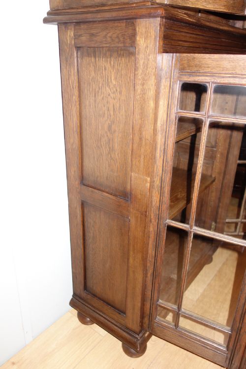 SLIM NARROW OAK GLAZED BOOKCASE - ADDITIONAL PHOTO 3