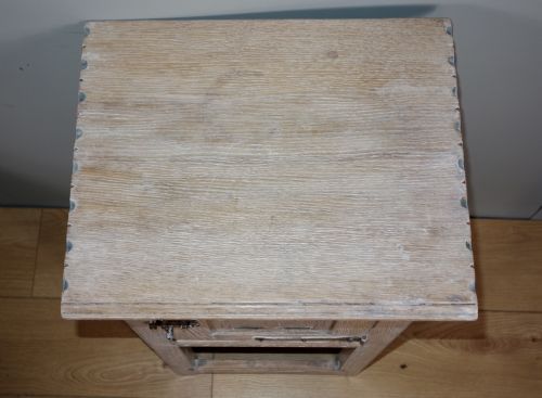 LIMED OAK ARTS CRAFTS BEDSIDE CABINET - ADDITIONAL PHOTO 4