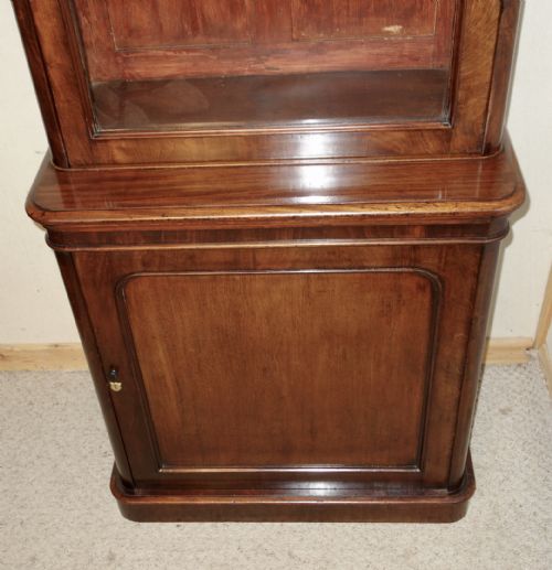 TALL NARROW VICTORIAN MAHOGANY BOOKCASE - ADDITIONAL PHOTO 2