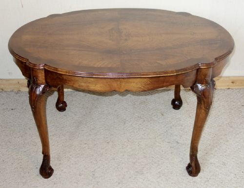 WALNUT COFFEE TABLE - ADDITIONAL PHOTO 2