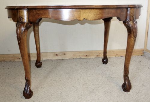 WALNUT COFFEE TABLE - ADDITIONAL PHOTO 4