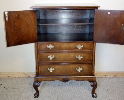 WALNUT TALLBOY CHEST OF DRAWERS BY MAPLE - ADDITIONAL PHOTO 7