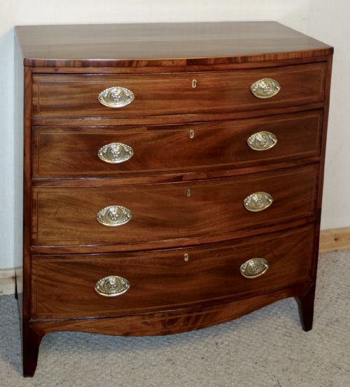 bowfront georgian chest of drawers - CATEGORY: ANTIQUE CHEST OF DRAWERS - DATED VICTORIAN
