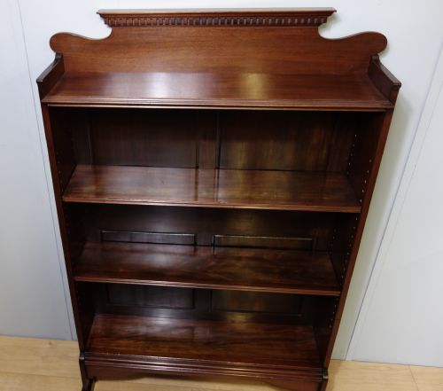 MAHOGANY OPEN BOOKCASE - ADDITIONAL PHOTO 6