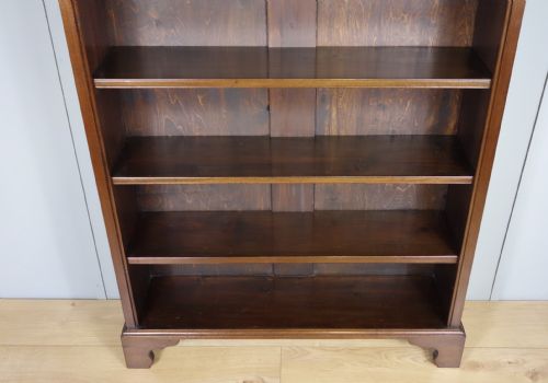 SMALL MAHOGANY OPEN BOOKCASE - ADDITIONAL PHOTO 5