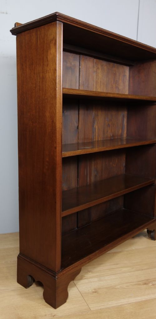 SMALL MAHOGANY OPEN BOOKCASE - ADDITIONAL PHOTO 9