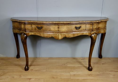 walnut console table - CATEGORY: ANTIQUE TABLES - DATED 1910