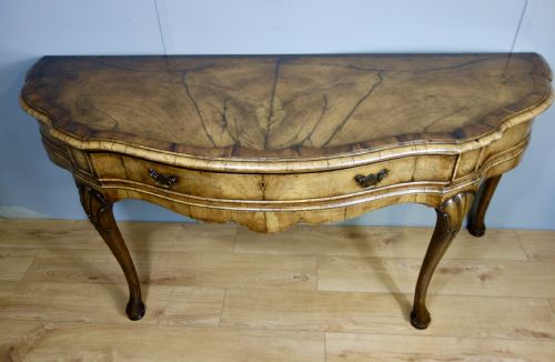 WALNUT CONSOLE TABLE - ADDITIONAL PHOTO 1