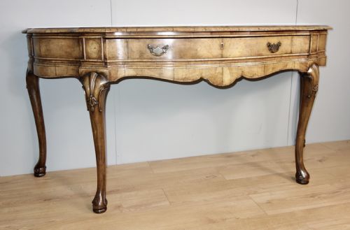 WALNUT CONSOLE TABLE - ADDITIONAL PHOTO 7