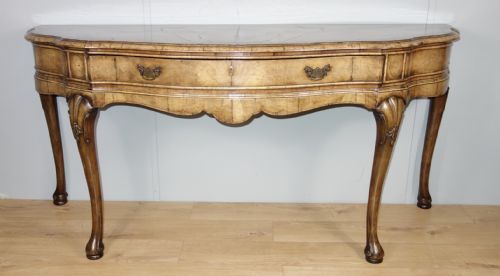 WALNUT CONSOLE TABLE - ADDITIONAL PHOTO 8