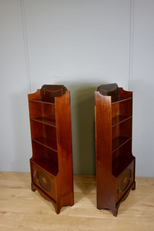 MATCHED PAIR OF EDWARDIAN MAHOGANY INLAY BOOKCASES - ADDITIONAL PHOTO 6