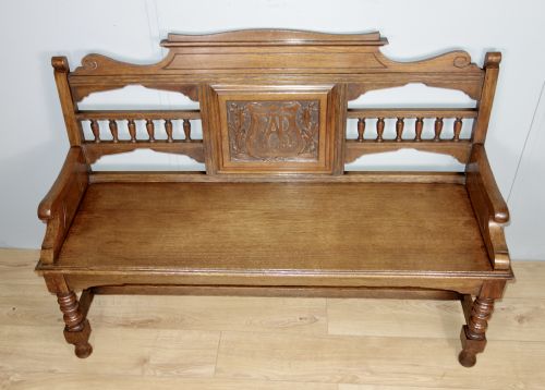 VICTORIAN OAK SETTLE - ADDITIONAL PHOTO 5