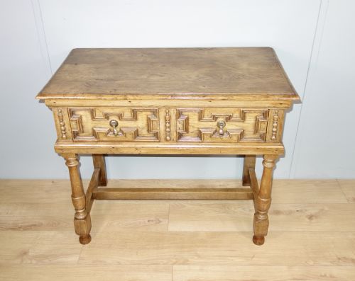 OAK GEOMETRIC TABLE WITH DRAWER - ADDITIONAL PHOTO 2