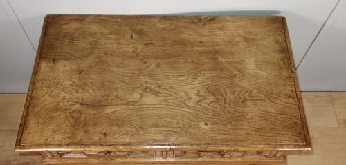 OAK GEOMETRIC TABLE WITH DRAWER - ADDITIONAL PHOTO 5