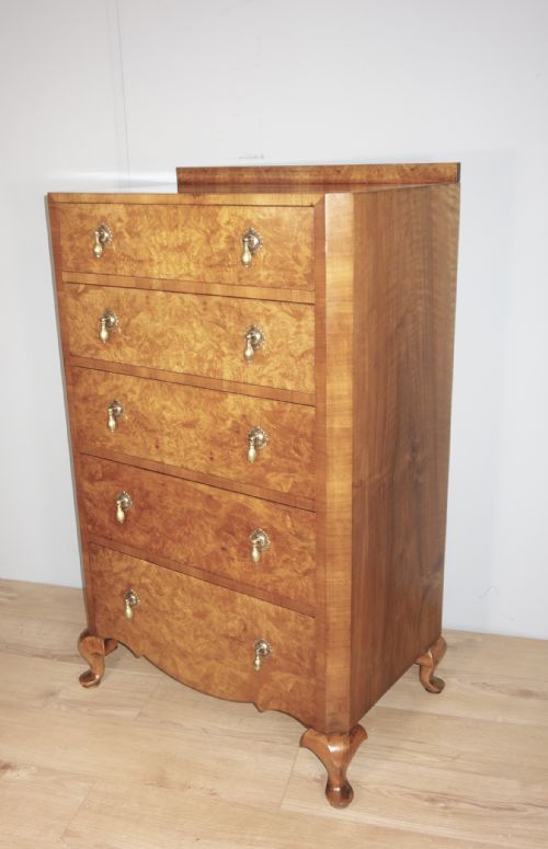 tall figured walnut chest of drawers - CATEGORY: ANTIQUE CHEST OF DRAWERS - DATED 1930