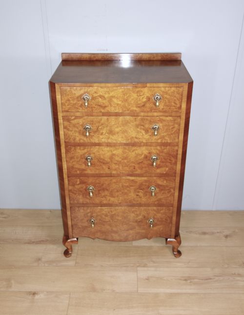TALL FIGURED WALNUT CHEST OF DRAWERS - ADDITIONAL PHOTO 3