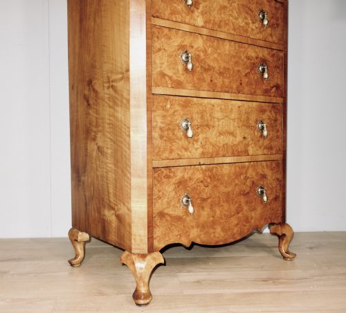 TALL FIGURED WALNUT CHEST OF DRAWERS - ADDITIONAL PHOTO 8