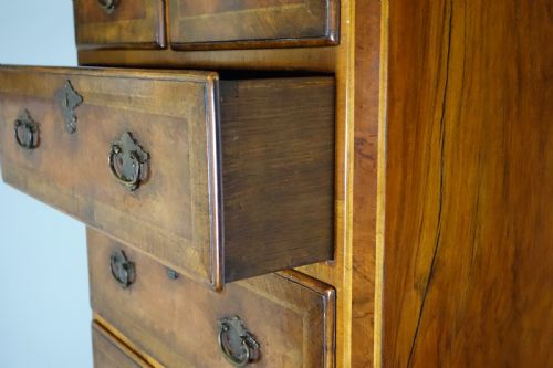 WALNUT CHEST ON CHEST OF DRAWERS - ADDITIONAL PHOTO 4