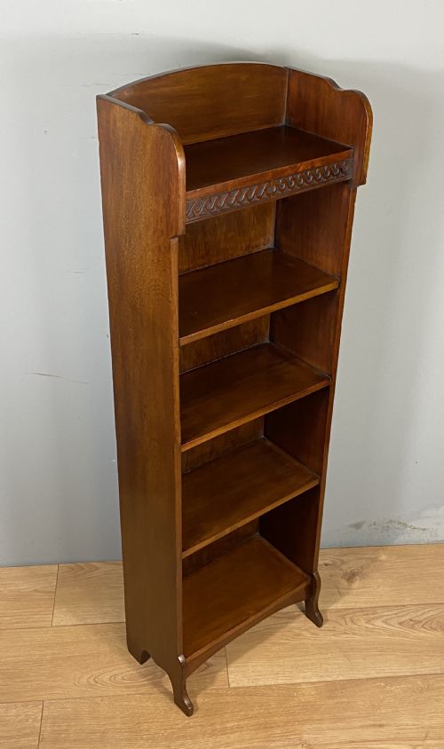 SMALL OPEN MAHOGANY BOOKCASE - ADDITIONAL PHOTO 2