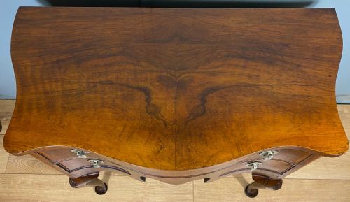 SHAPED WALNUT LOWBOY HALL TABLE - ADDITIONAL PHOTO 3