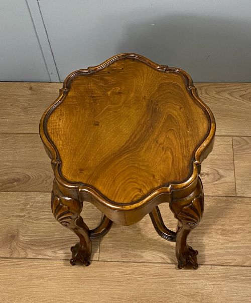 SMALL OCCASIONAL WALNUT TABLE BY DRUCE CO OF LONDON - ADDITIONAL PHOTO 4