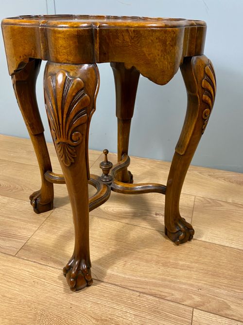 SMALL OCCASIONAL WALNUT TABLE BY DRUCE CO OF LONDON - ADDITIONAL PHOTO 6