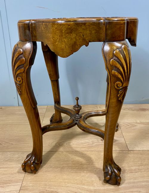SMALL OCCASIONAL WALNUT TABLE BY DRUCE CO OF LONDON - ADDITIONAL PHOTO 7