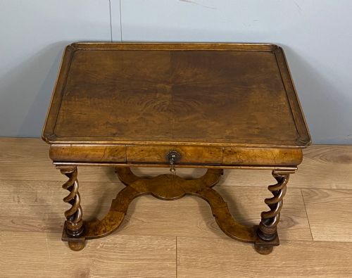 SMALL WALNUT COFFEE TABLE - ADDITIONAL PHOTO 1