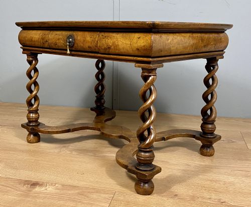 SMALL WALNUT COFFEE TABLE - ADDITIONAL PHOTO 6